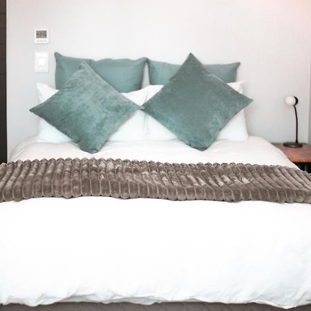 16 On Bree Luxury Studio Apartment With City Mountain Sea Views Kapsztad Zewnętrze zdjęcie