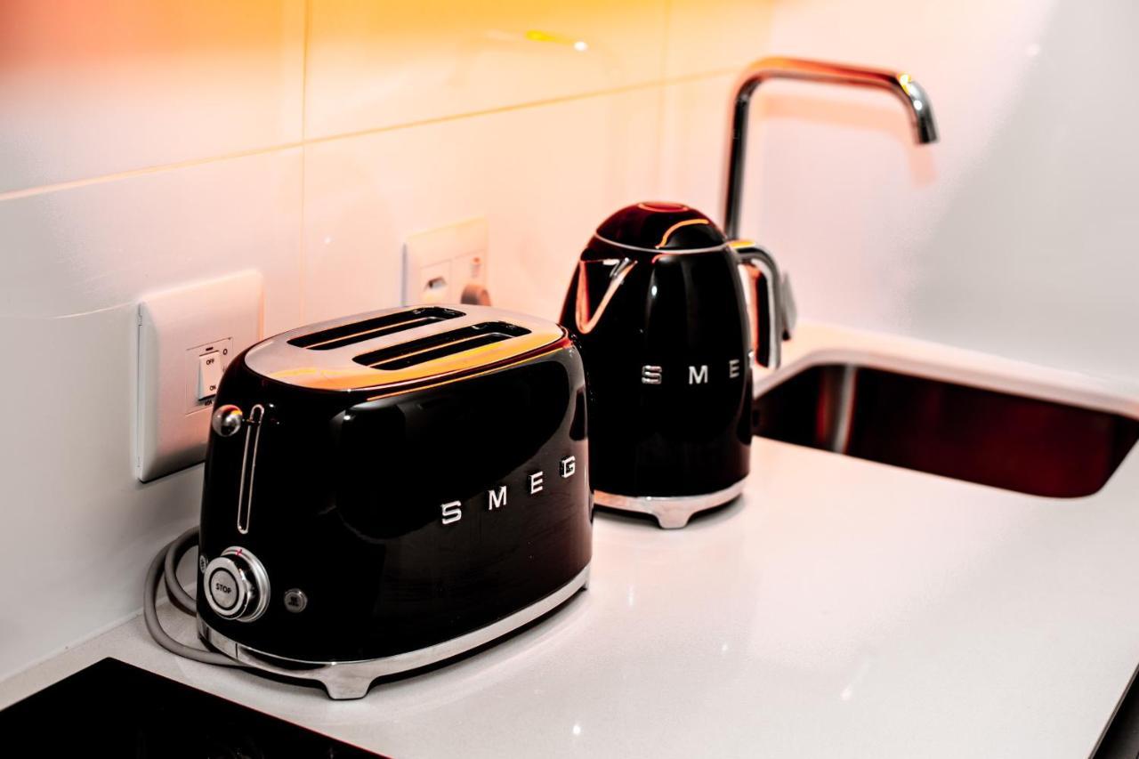 16 On Bree Luxury Studio Apartment With City Mountain Sea Views Kapsztad Zewnętrze zdjęcie