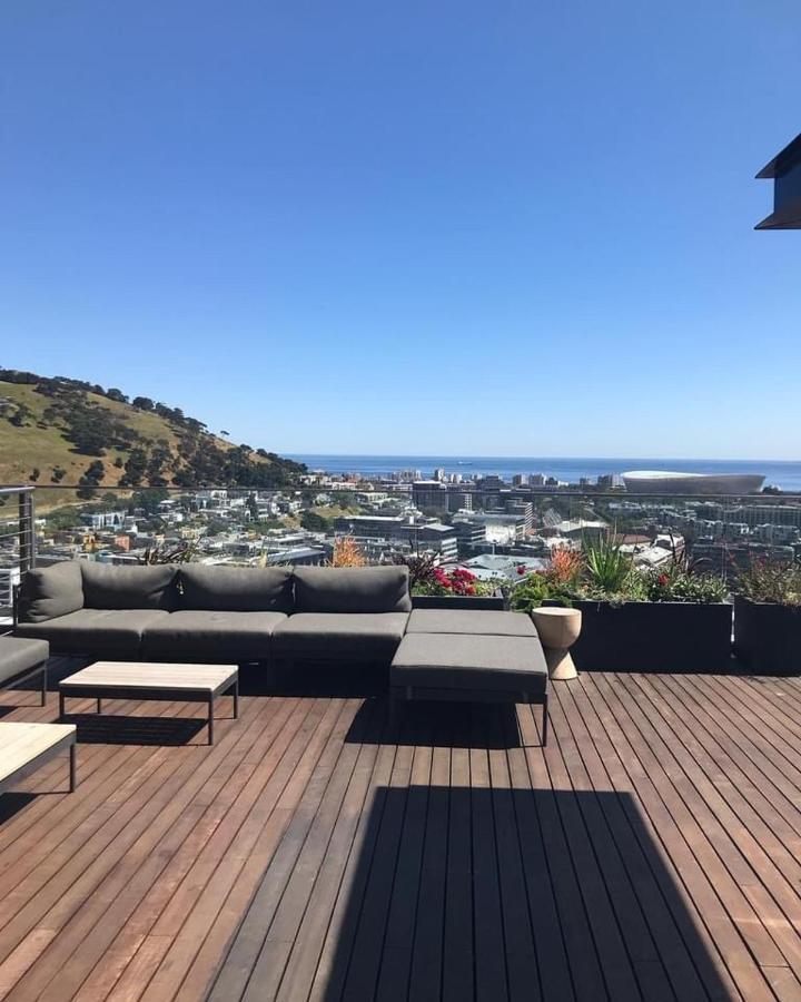 16 On Bree Luxury Studio Apartment With City Mountain Sea Views Kapsztad Zewnętrze zdjęcie